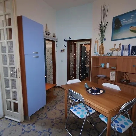 Agenzia Vear Celeste 2 Apartman *